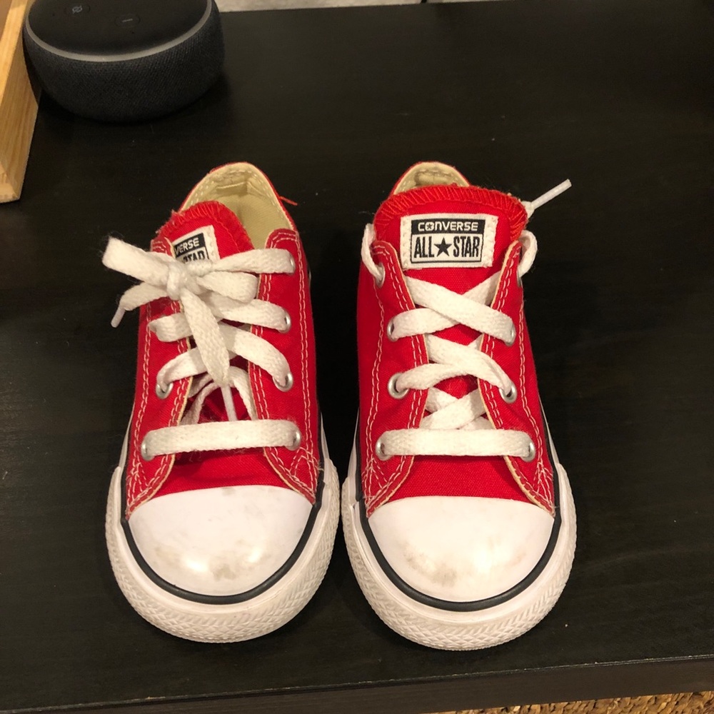 Toddler chucks